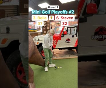 Hole 17, 3. Bella vs 6. Steven (Round 1) | Mini Golf Playoffs #2 #minigolf