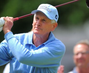 'Boys playing in short pants': Sir Bob Charles takes swing at LIV Golf