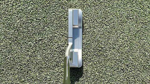 A look at the TaylorMade Truss Soto-TP putter being used by Tommy Fleetwood in Abu Dhabi