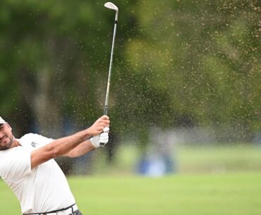 Elvis Smylie leads first round of Australian PGA Championship in Jason Day's return to Brisbane