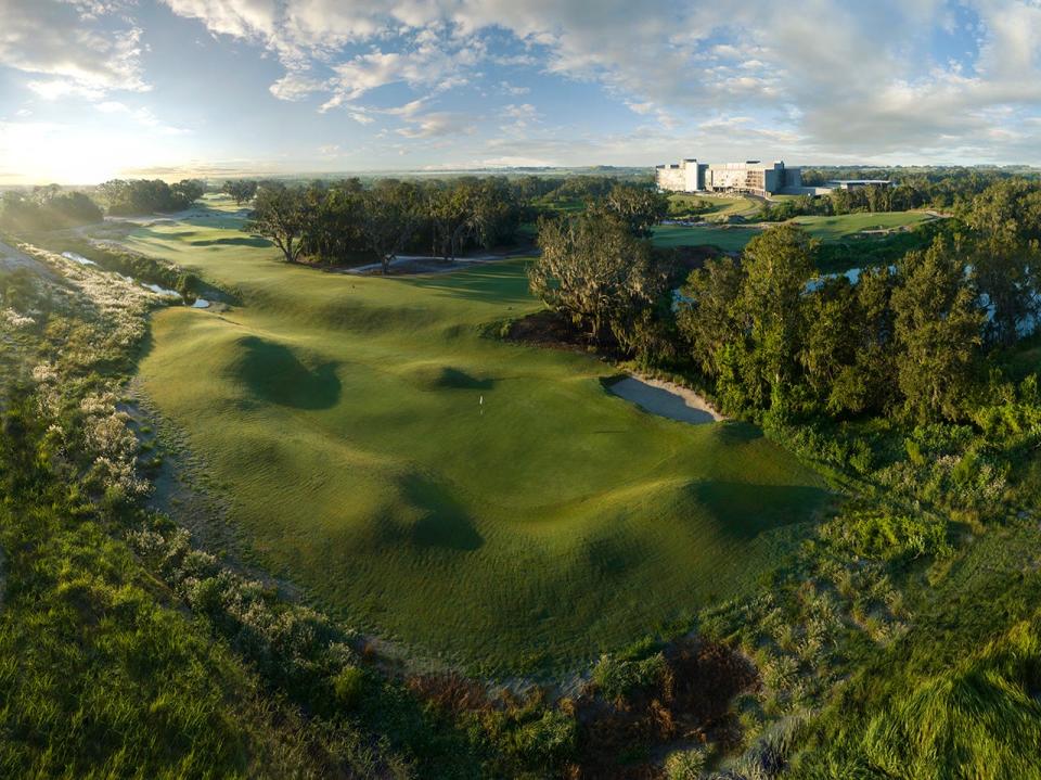 No. 3 (50-130 yards, shown from behind) of the new short course, The Chain, at Streamsong in Florida (Courtesy of Streamsong/Bill Hornstein)