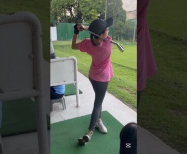 more to learn pa din (non stop learning ☺️, eye on the ball, rotate hips and relax 🏌🏻‍♀️