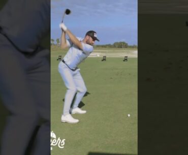 Cameron Young is not human!! 🤯
