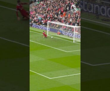 Van Dijk slips! Amazing goal line clearance
