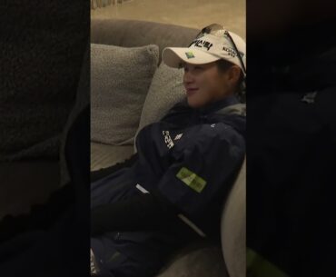 녹다운... 박현경! 저쪽 찍으세요~