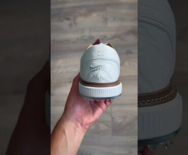 First look at Tiger Woods first SUN DAY RED golf shoe #golf #tigerwoods
