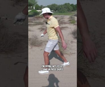 Nothing worse than brand new golf shoes and desert golf:( Golf shoe bag at the link in our bio #golf