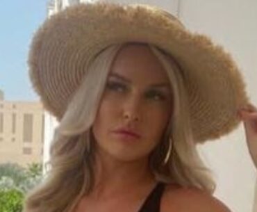 Bra-less Charley Hull Turns Head in an all black outfit