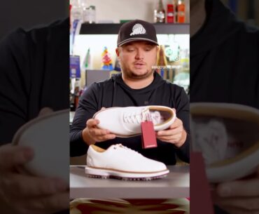 @tigerwoodsvids8287 first golf shoes from @SunDayRed