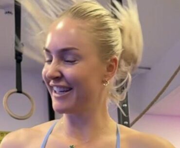 Bra-less Charley Hull Turns Head As She Shares the best year with her love
