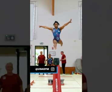 The pure joy in the background as Simone Biles is in action 🥹❤️️ #paris2024
