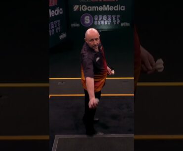 9 Darter ending with THREE Bulls?! 😱
