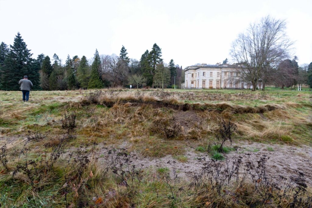 Photos show state of abandoned Camperdown golf course