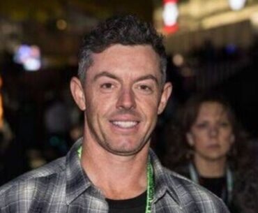 Rory McIlroy handed surprising LIV Golf offer as spot in team opens up - Golf - Sports