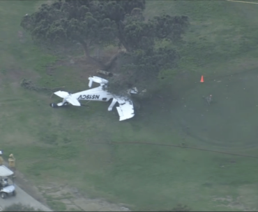 Small plane crash at Carson golf course leaves two hospitalized – NBC Los Angeles