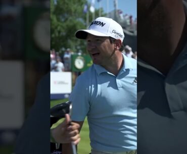Golfer makes an unlikely eagle on an island green!
