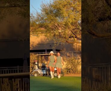 TWIN GOLFERS??! #golfgirls #twinsisters
