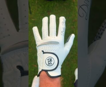 You NEED to add this glove to your golf bag! #golf #golfglove #golfer #style #comfort #performance