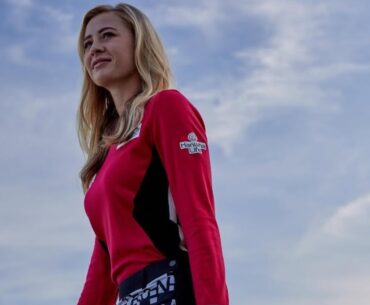 Nelly Korda tries out new clubs in latest swing videos