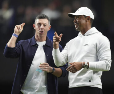 Tiger Woods returns to golf ... sort of