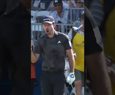 EAGLE on the 18th to force a PLAYOFF 😱