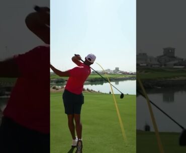 Pros hit one-handed SHOTS 😱
