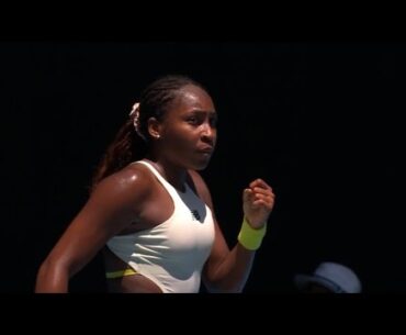Coco Gauff wins 🎉🎊🎈defeats Sofia Kenin 6-3 6-3