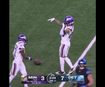Jalen Nailor catches for a 18-yard Gain vs. Detroit Lions