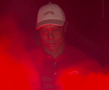 Tiger Woods makes epic entrance before playing vs. Los Angeles Golf Club | TGL on ESPN