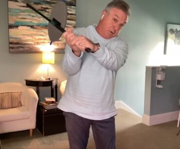 DEBATE: WHAT SHOULD GOLFERS DO FROM THE TOP? w @brianmanzellagolf  #golf