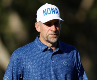 John Smoltz using AI-powered hearing aids after golf ball hit him in the face
