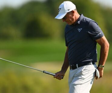 World's second-richest golf player claims he's 'almost a billionaire' | World | News