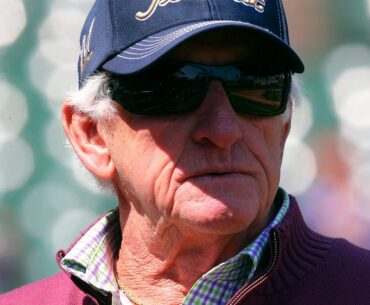 Bob Uecker, golf fanatic, Milwaukee Brewers dead at 90