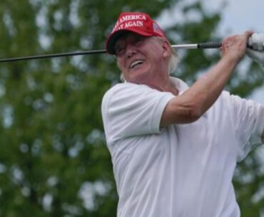 us president donald trump: Donald Trump says he has no time to play golf aboard Air Force One but within hours goes playing golf at his Doral Club in Miami