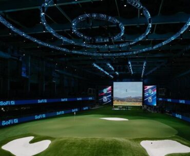 LIVE - ‘Thank god the screen is big’: Major champ’s embarrassing blunder as revolutionary event debuts