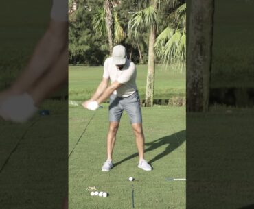 The Right Elbow Secret 99% Of Amateurs Need To Do #shorts #golfswing #golf #ericcogorno #golfer