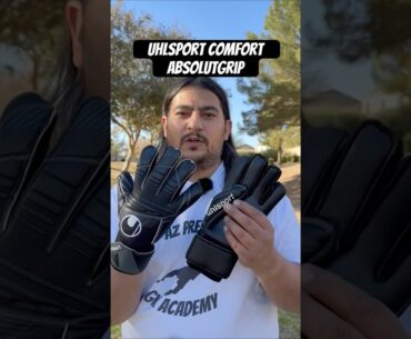 Uhlsport Comfort Absolutgrip review. #goalkeeping #goalkeeper #goalkeepergloves #soccer #futbol