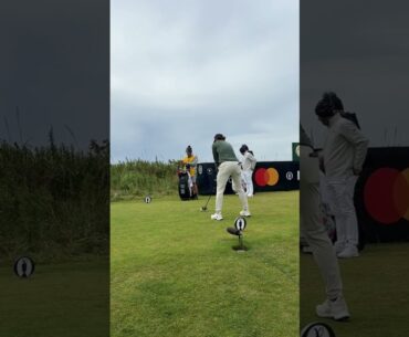 Cam Young på teeboksen
