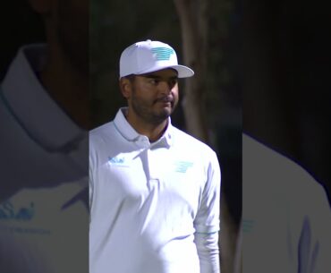🚨 BACK-TO-BACK BIRDIES in BATTLE FOR FIRST by Adrian Meronk & Sebastián Muñoz 🤯 #liv #golf #birdie