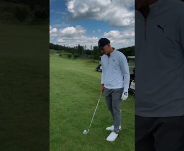Matti Schmid showing his favorite trick shot!🔥 #MattiSchmid #Golf #trickshots