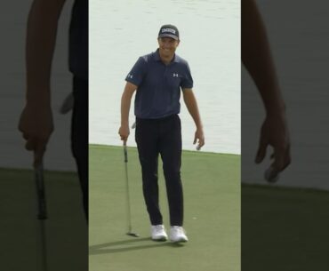 RIDICULOUS par save from Jordan Spieth 👀