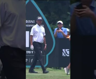 Bubba Watson HOLE-IN-ONE for a great cause 🏌️🏠
