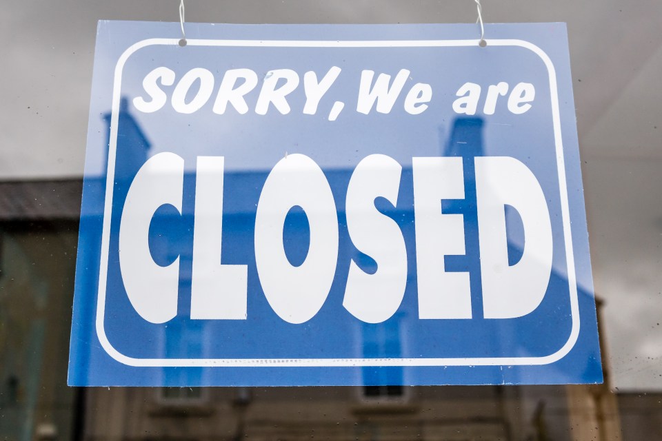 Closed sign in shop door, Westport, County Mayo, Connacht Province, West Ireland