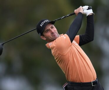 McCarthy’s big finish gives him the lead in the cold rain and brutal test of Torrey Pines