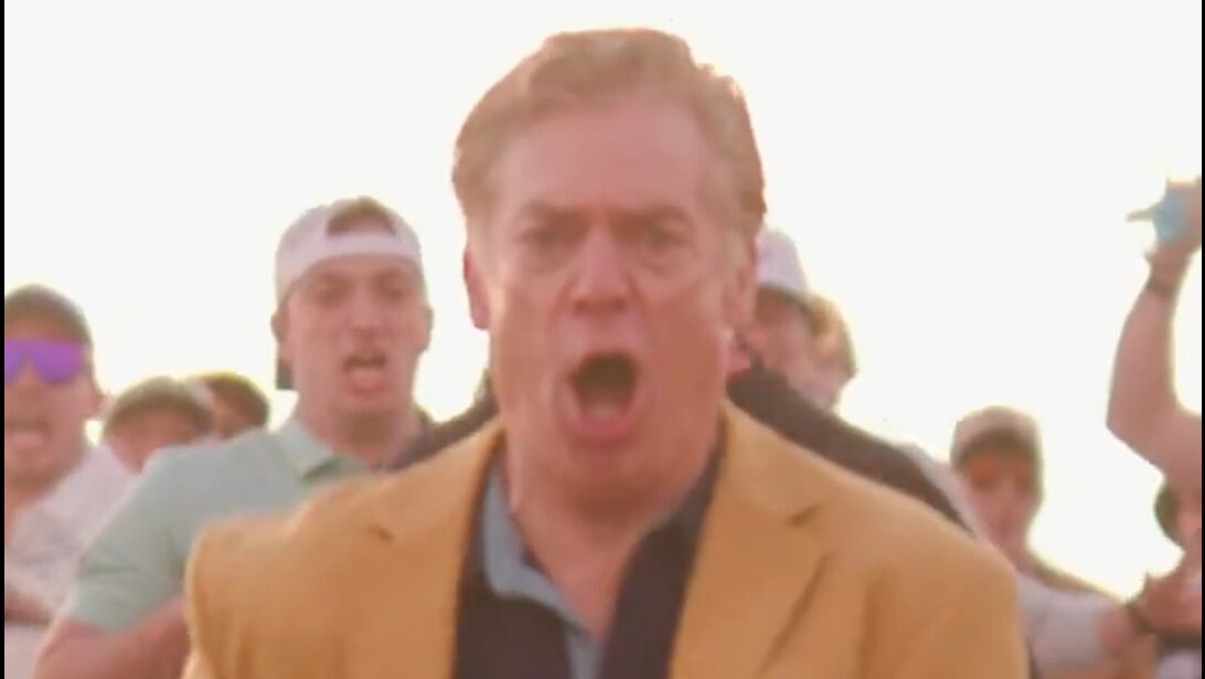 Christopher McDonald recreates Happy Gilmore scene at WM Phoenix Open Shooter McGavin at Phoenix WM Open....