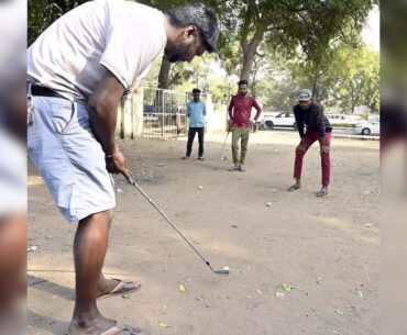 Meet the caddies of Sadar Bajar Basti who taught themselves golf