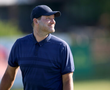 tony romo golf
