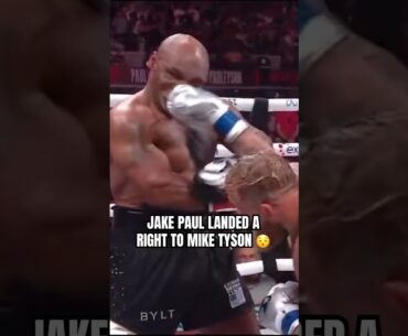 Jake Paul with the overhead right to Tyson (via @Netflix) #PaulTyson