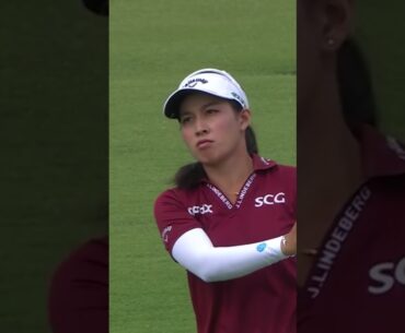Jeeno Thitikul is on a different level with this approach 😮‍💨