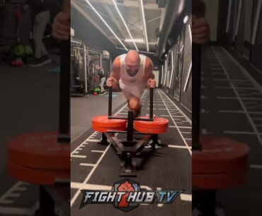 Tyson Fury INTENSE training for Usyk UNDISPUTED fight!